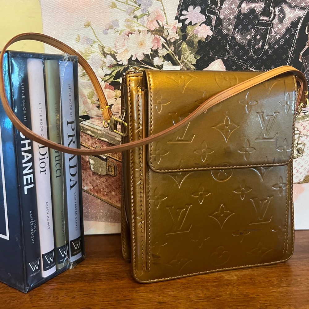 Louis Vuitton Metallic Gold Vernis MOTT Shoulder Bag